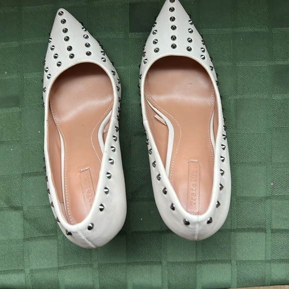 Zara Heels with studs - Picture 8 of 12